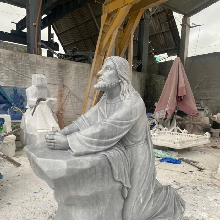 Tượng chúa cầu nguyện